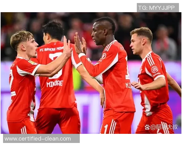 意甲大战拜仁大胜曼联红牌争议引发全场热议与激情